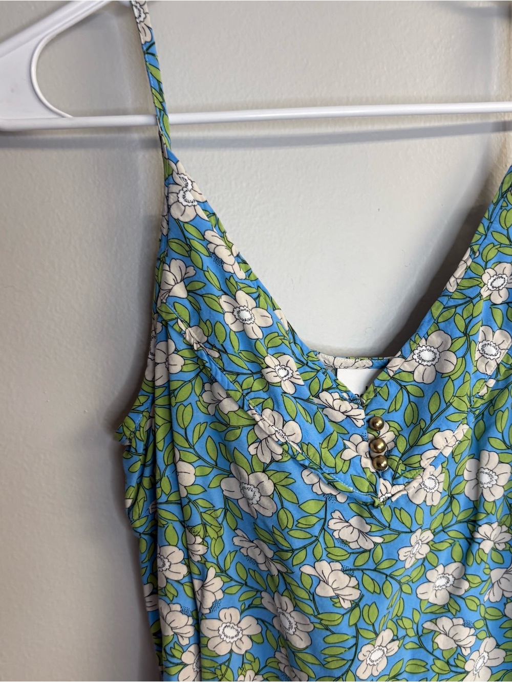 CAbi Blue & Green Floral V-Neck Satin Cami - Picture 2 of 6